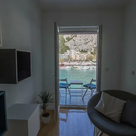 Ferienwohnung Mary Omiš Exterior foto