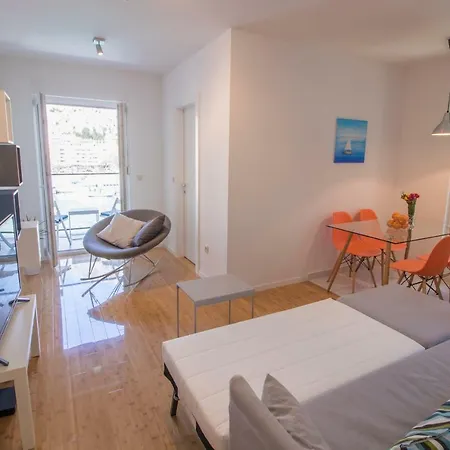 Ferienwohnung Mary Omiš Exterior foto